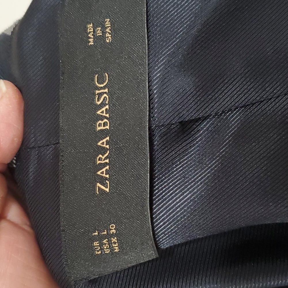 Zara Balzer - Picture 5 of 8